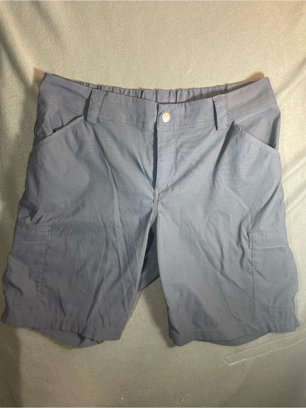 Duluth Trading Co Women’s Dry on the Fly 10” Cargo Shorts Size 12 Gray